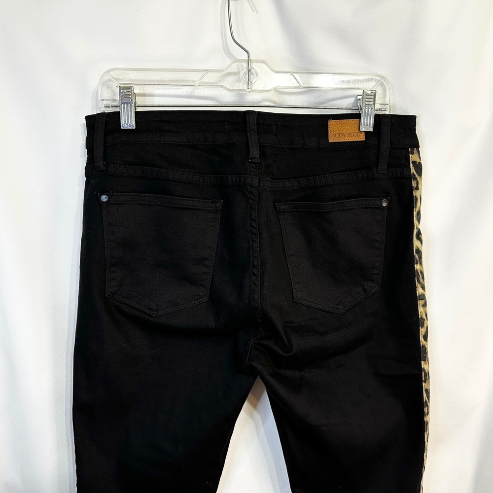 Judy Blue Size 13/31 Jeans Black Skinny Jegging Leopard Stripe Mid Rise 1655 - Picture 7 of 10